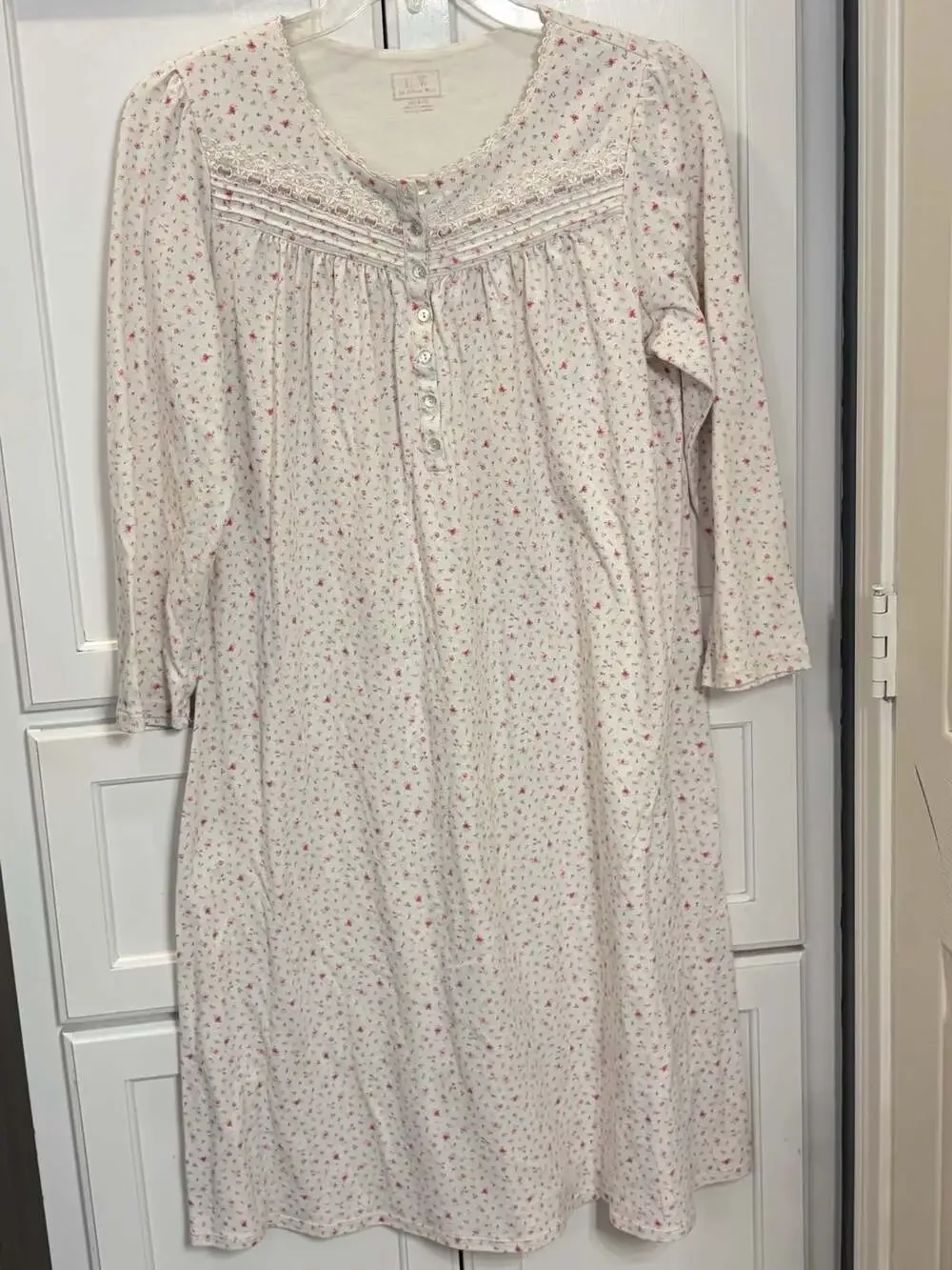 E.W. Jane Ashley Wear Floral Nightgown Cottagecore Prairie Granny Chic Lace
